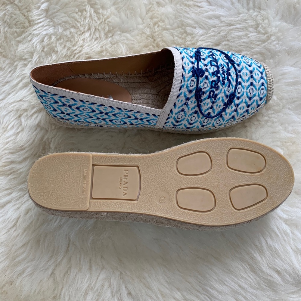 Prada
Pattern Weave Flat Espadrilles - Picture 4 of 7